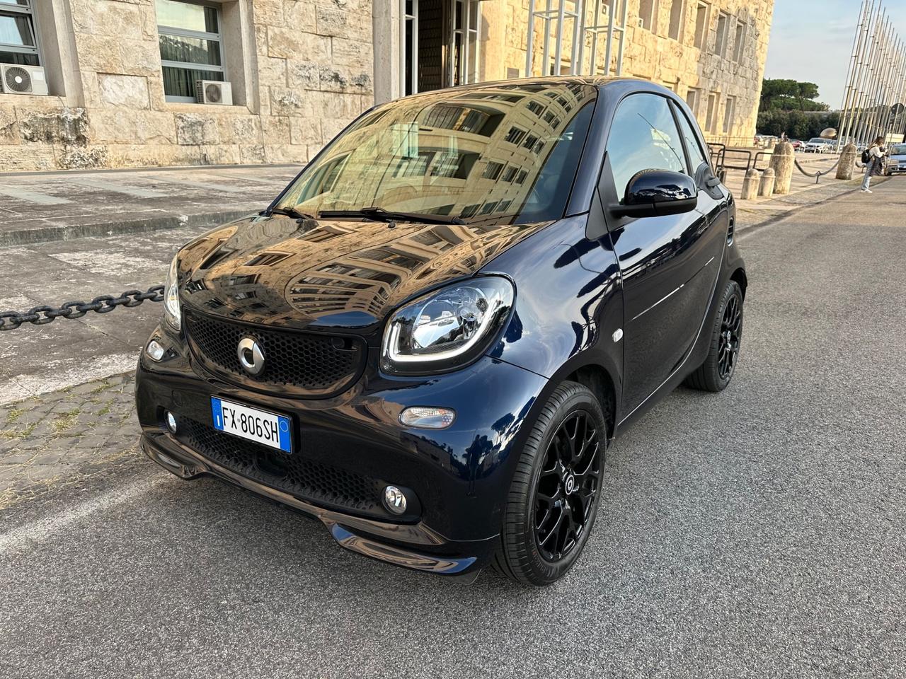 Smart Fortwo 90CV Paris Blue Superpassion NAVI LED