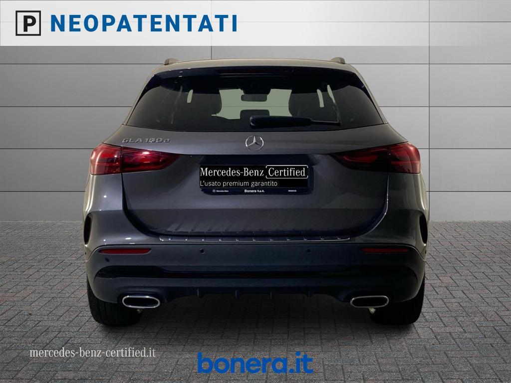 Mercedes GLA 180 180 D AMG Line Premium Plus 8G-DCT