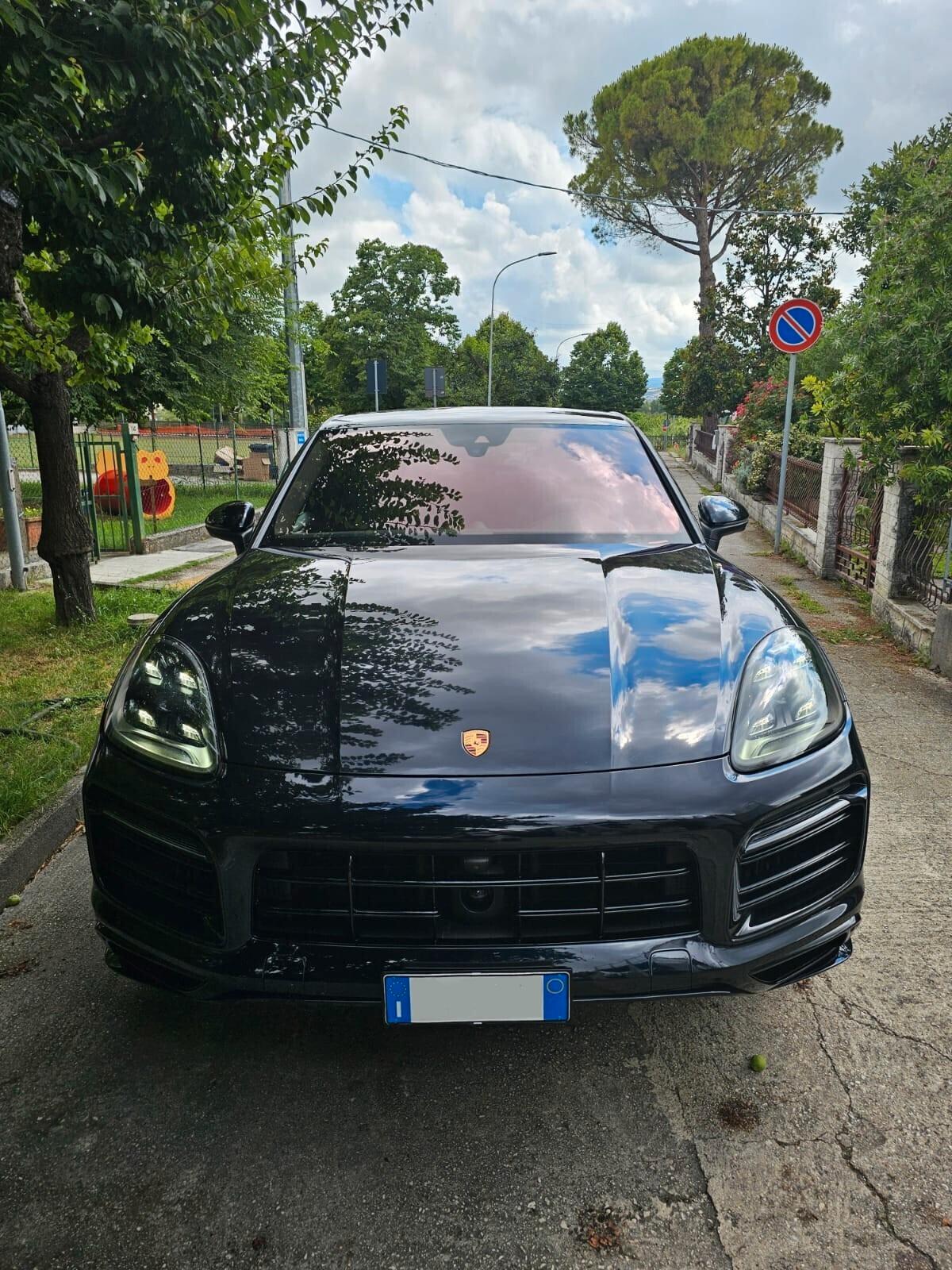 Porsche Cayenne Coupé 3.0 V6 E-HYBRID 340CV