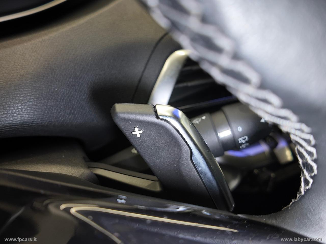 PEUGEOT 3008 BlueHDi 130 S&S EAT8 Allure