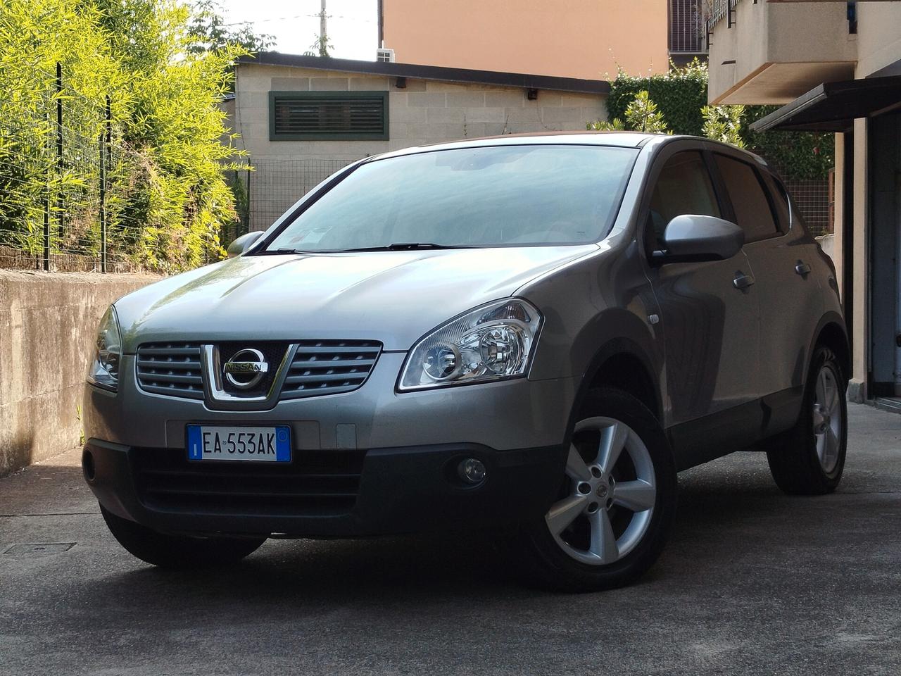 Nissan Qashqai 2.0 BENZINA 140cv 4x4 / 69.000km