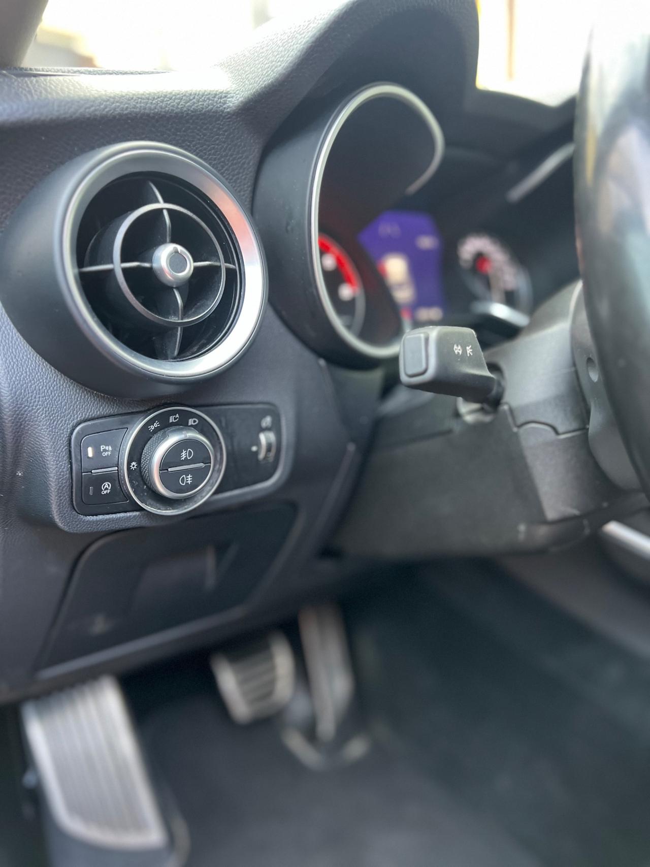 Alfa Romeo Stelvio 2.2 Turbodiesel 190 CV Q4 Sprint - TOTAL BLACK