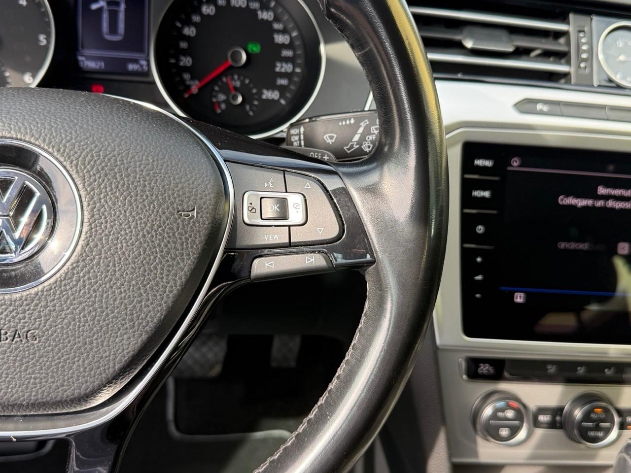 VW Passat 2.0 TDI DSG PREZZO REALE/NAVIPRO