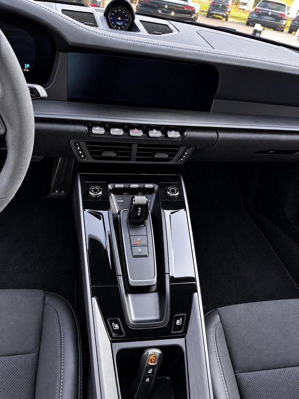 Porsche 911 911 Carrera GTS 3.6 Coupè 541 CV (992.2)