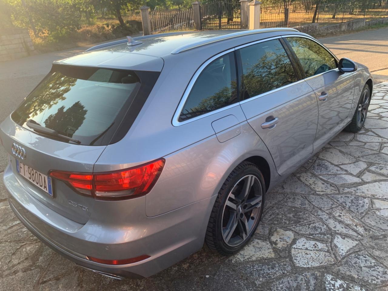Audi A4 Avant 2.0 TDI 150 CV S tronic Business Sport