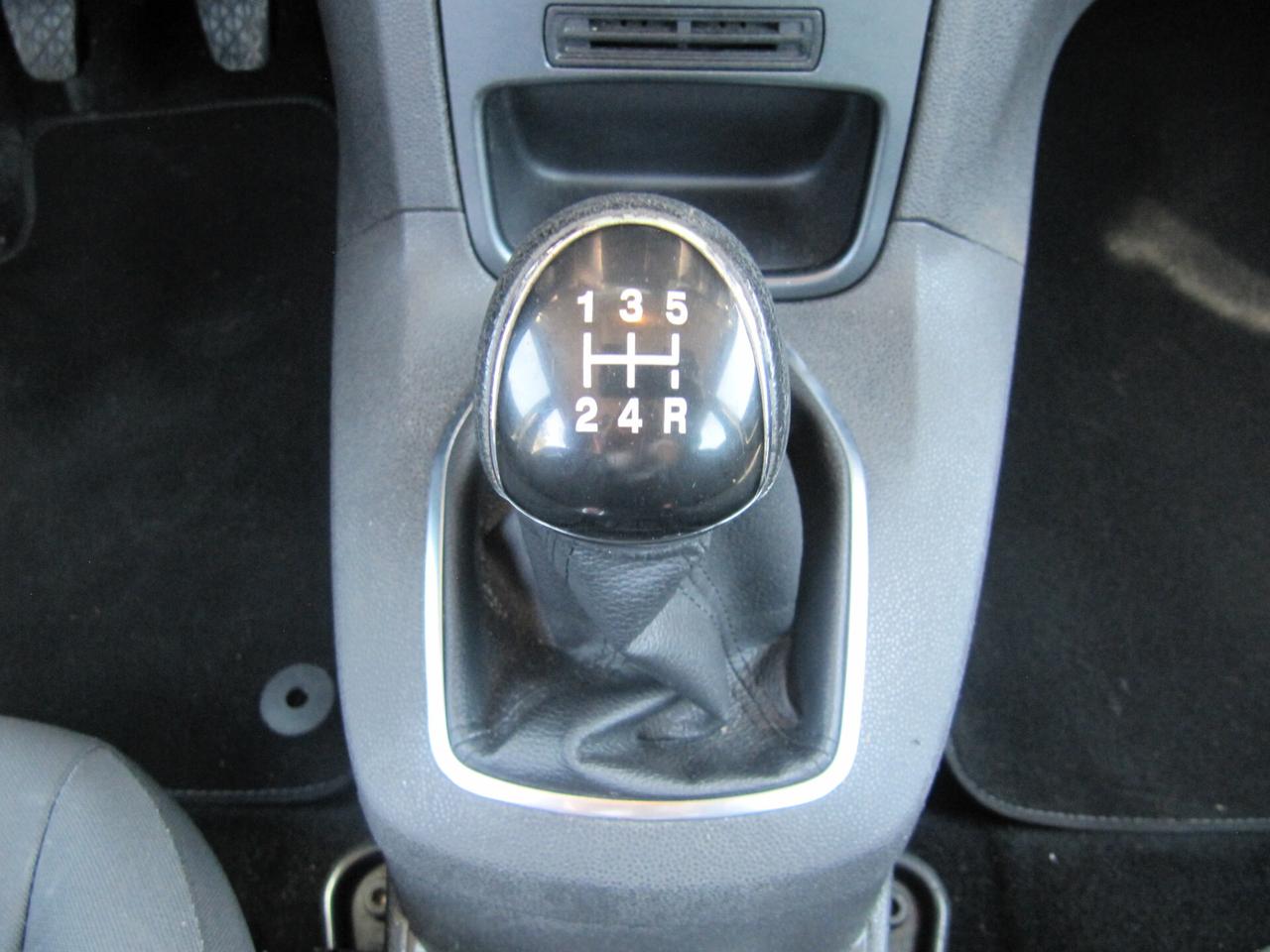 Ford Fiesta Plus 1.5 TDCi 75CV 5 porte