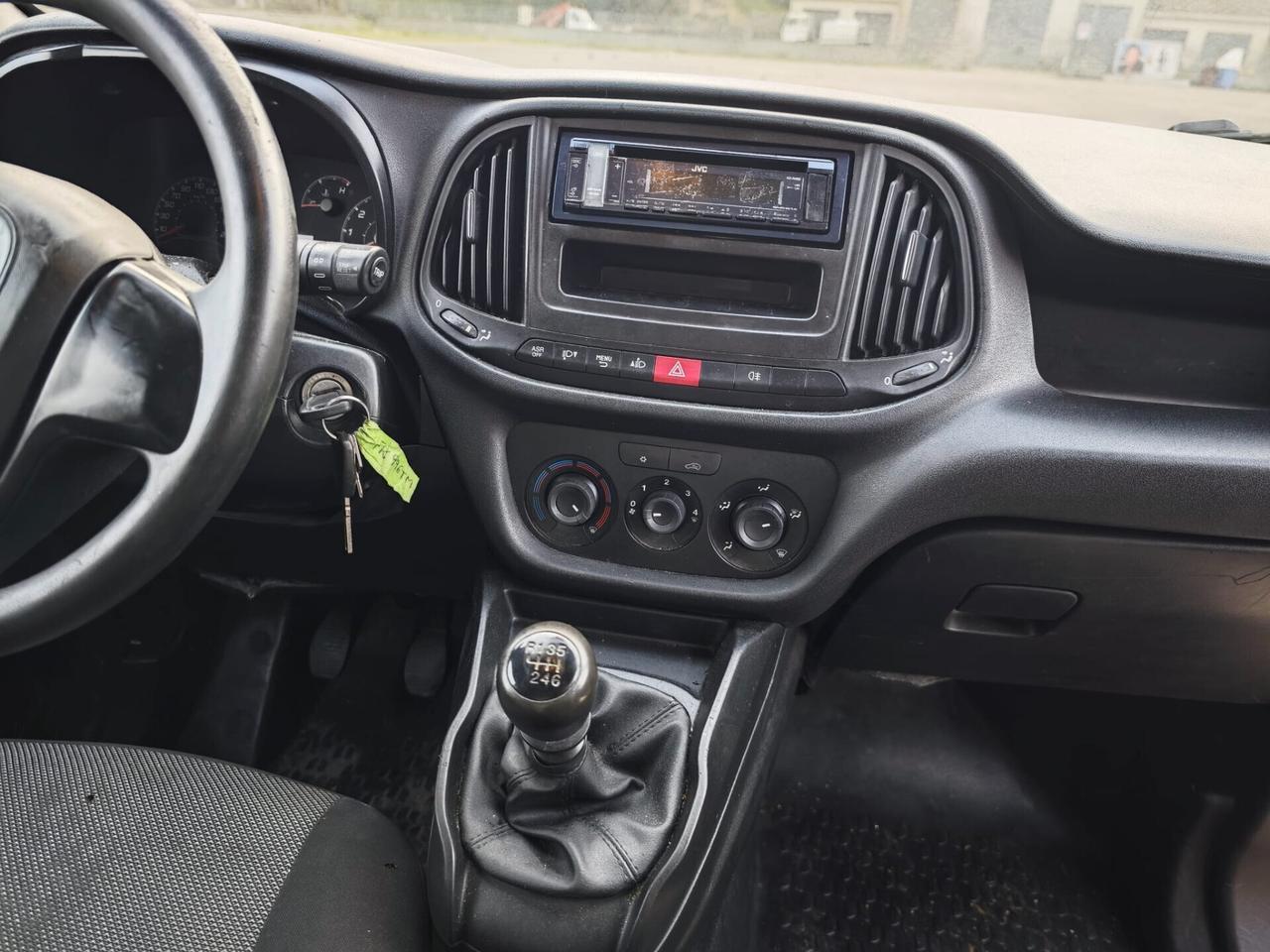 Fiat Doblo passo 3105 con Gruppo Frigo V-200MAX20(Trifase)