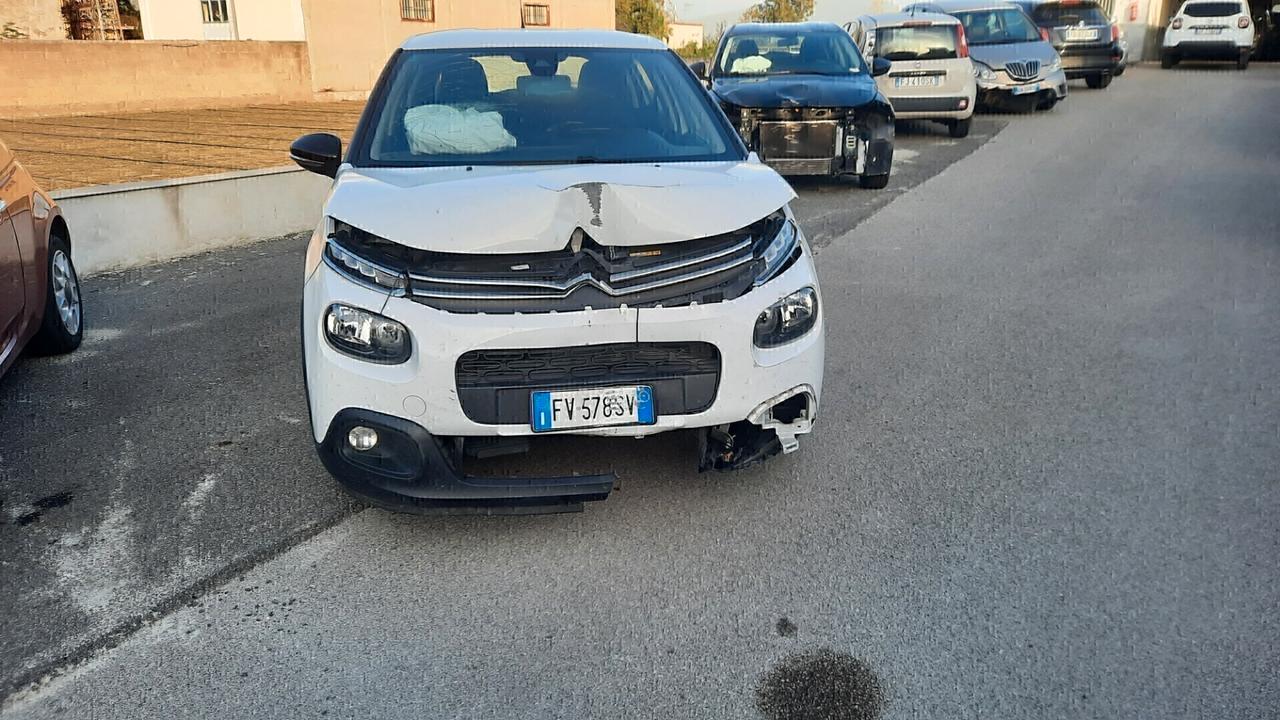 Citroen C3 cc16 100cv hdi anno 2019 incidentata