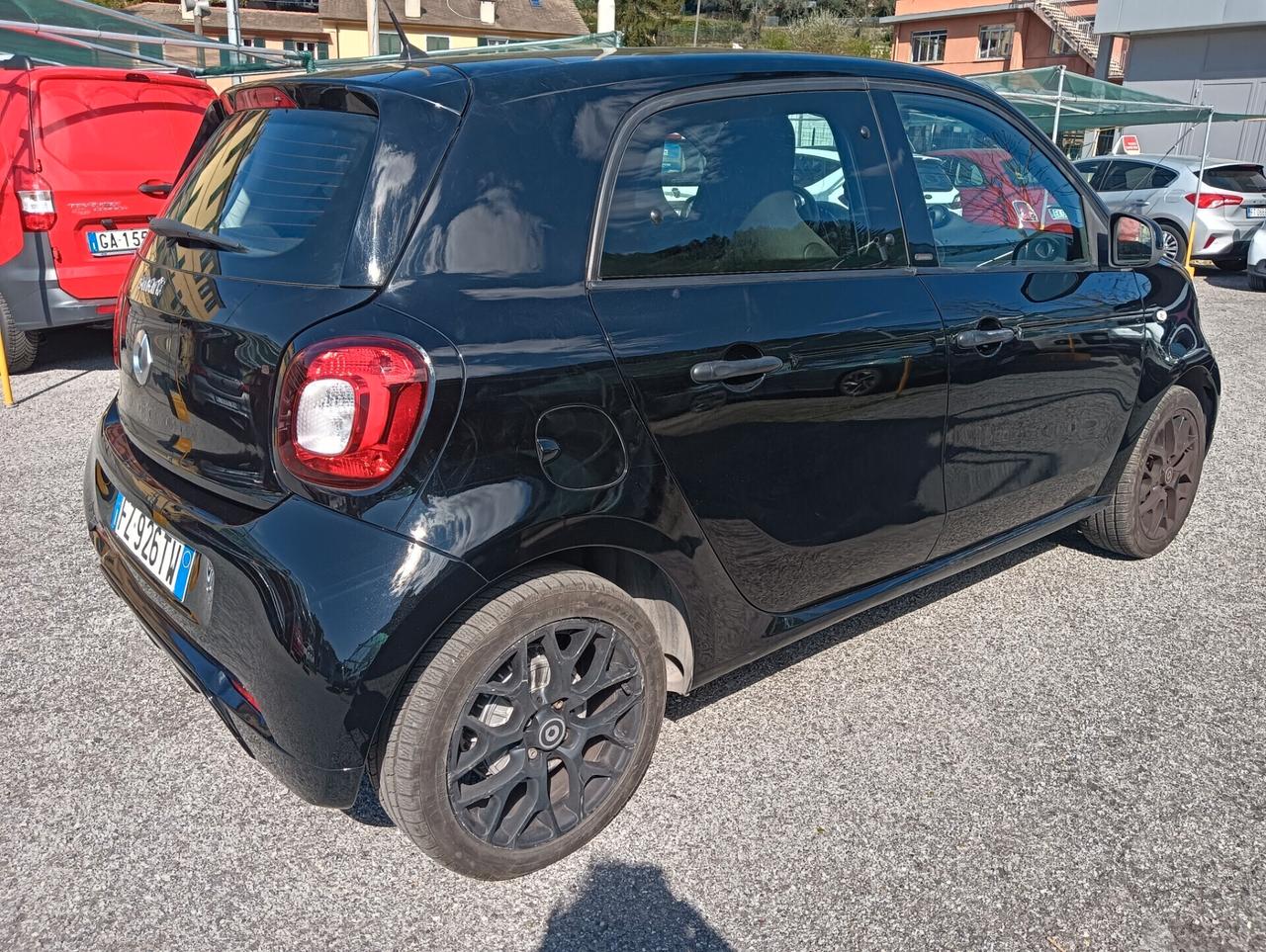 Smart ForFour 70 1.0 twinamic Brabus Style