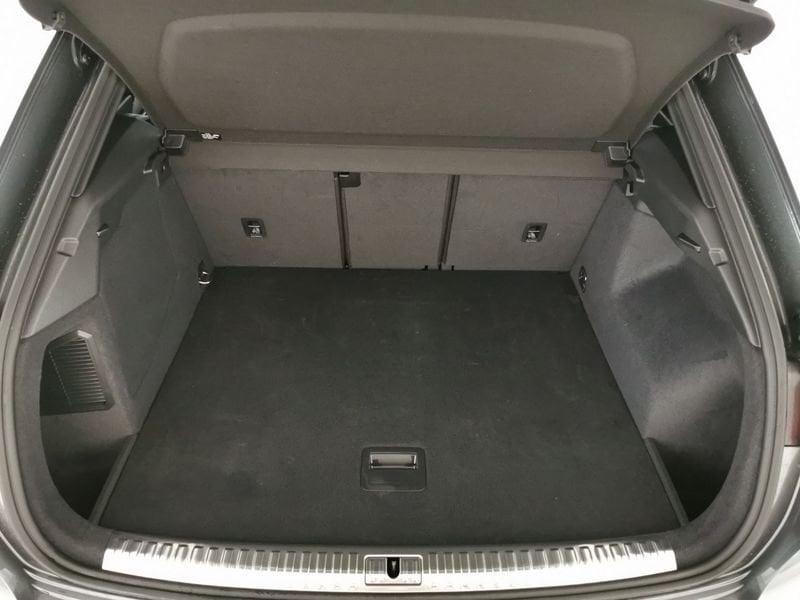 Audi Q3 45 1.4 tfsi e Identity Black s-tronic