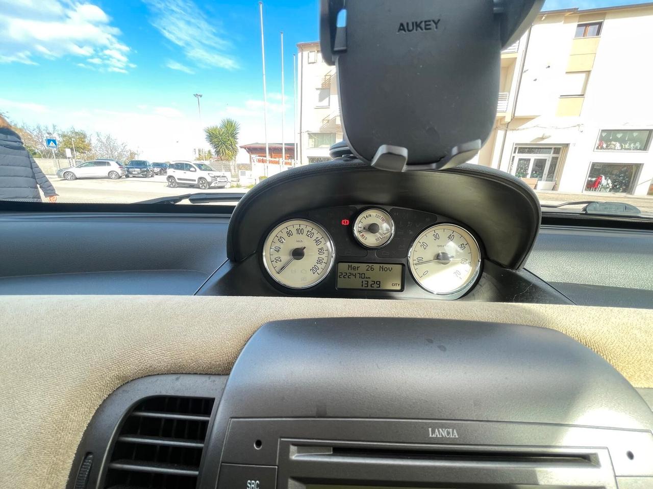 Lancia Ypsilon 1.3 Multijet 16V Platino