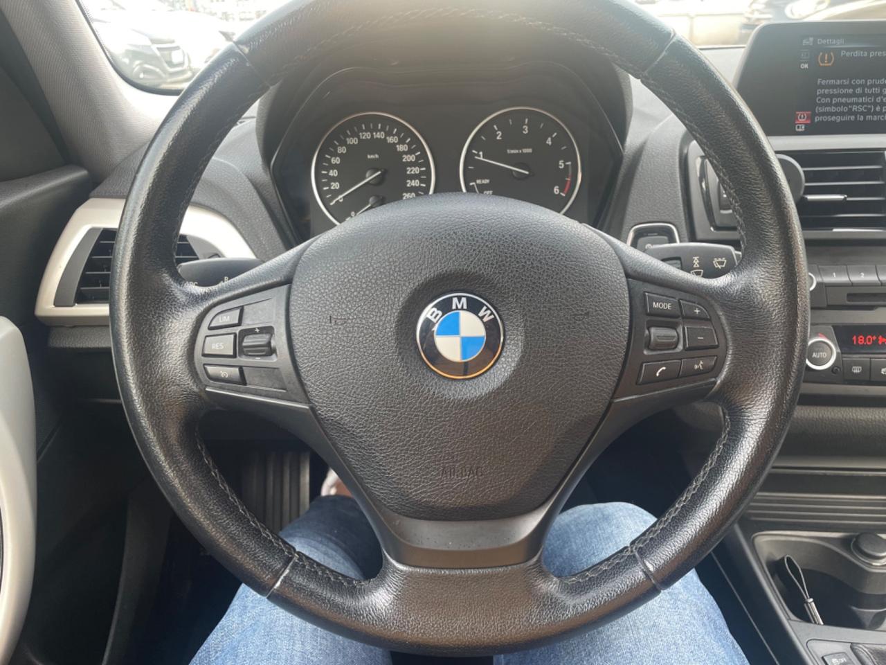 Bmw 116 116d 5p. Business