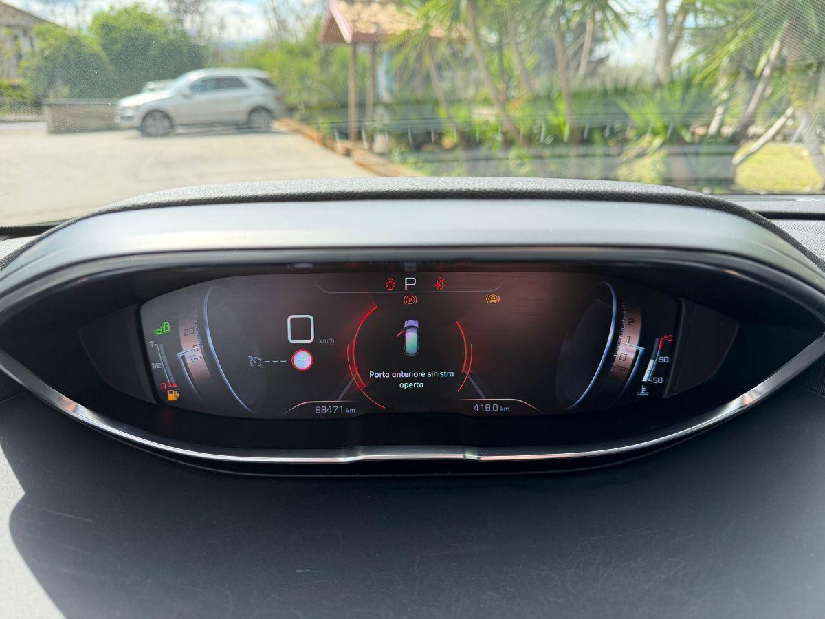 PEUGEOT - 3008 - PureTech Turbo 130 S&S EAT8 GT Line