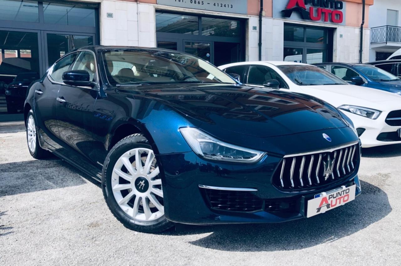 Maserati Ghibli L4 330 CV MHEV Granlusso