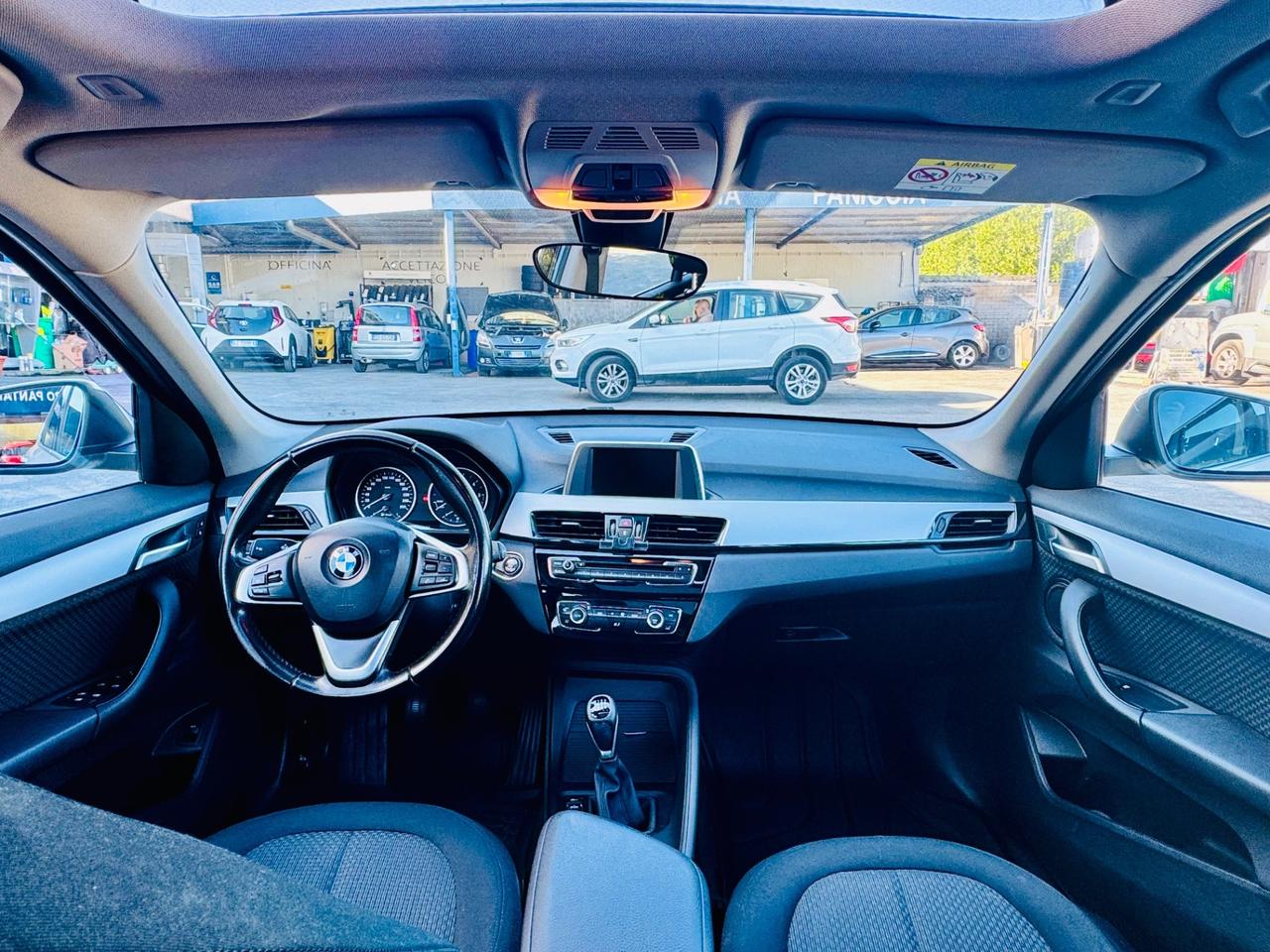 Bmw X1 sDrive16d Advantage tetto apribile