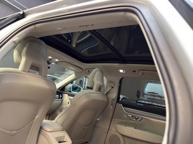 VOLVO V90 D4 Geartronic Momentum