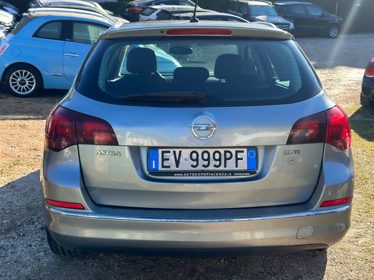 Opel Astra 1.7 CDTI 110CV Sports Tourer Cosmo