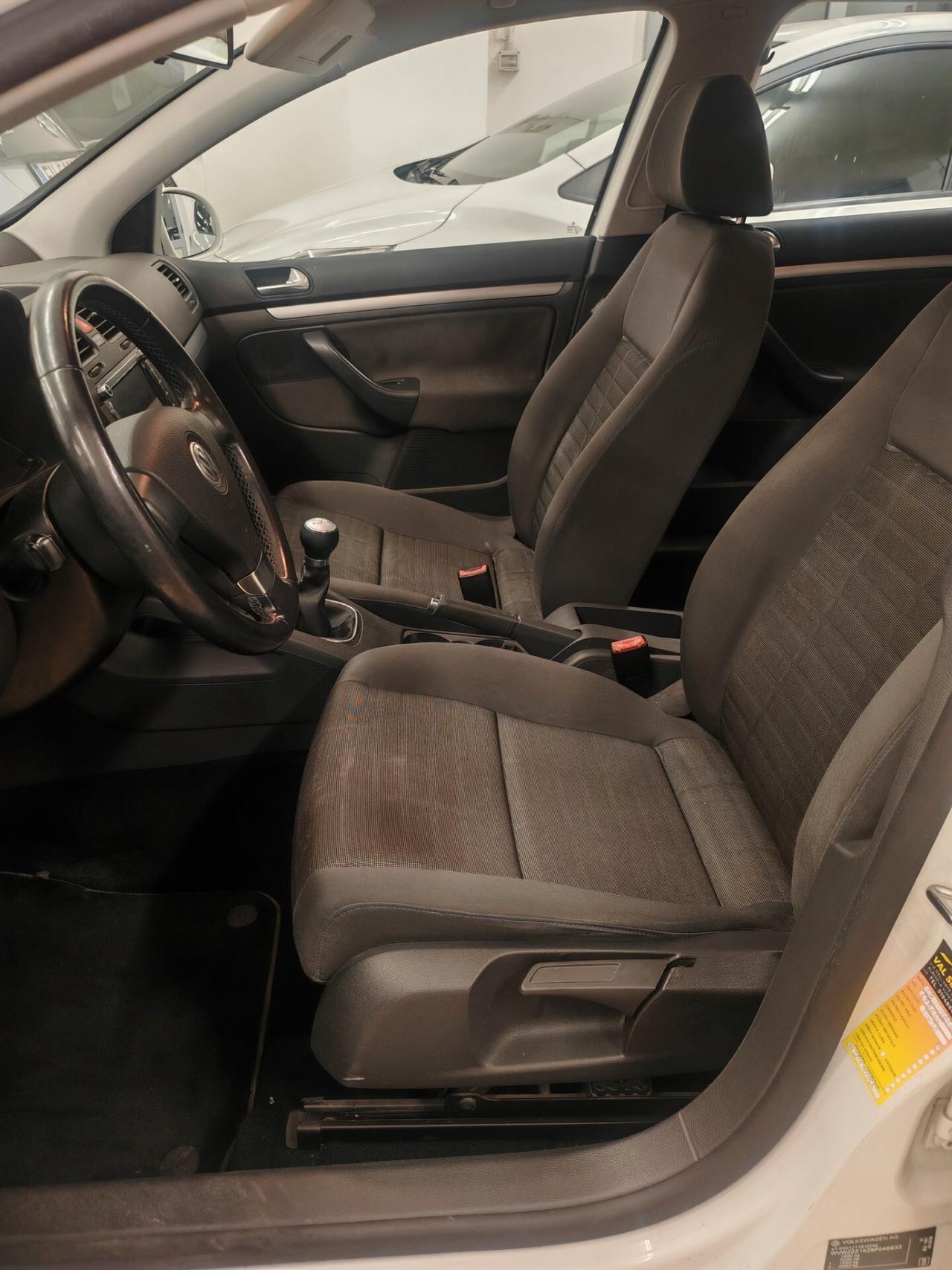 Volkswagen Golf 1.9 TDI DPF 5p. 5m. Comfortline