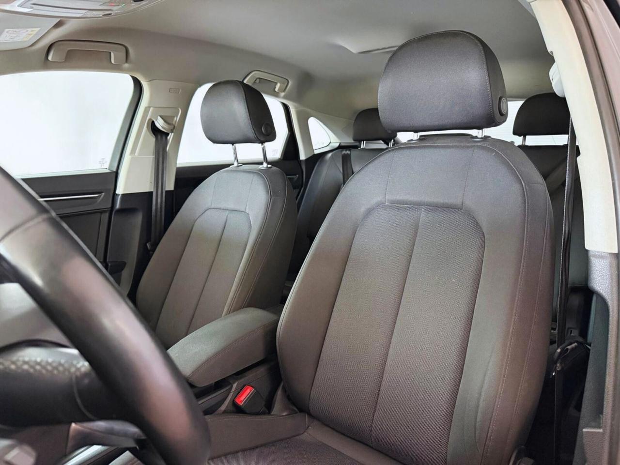 Audi Q3 35 TDI S tronic Business