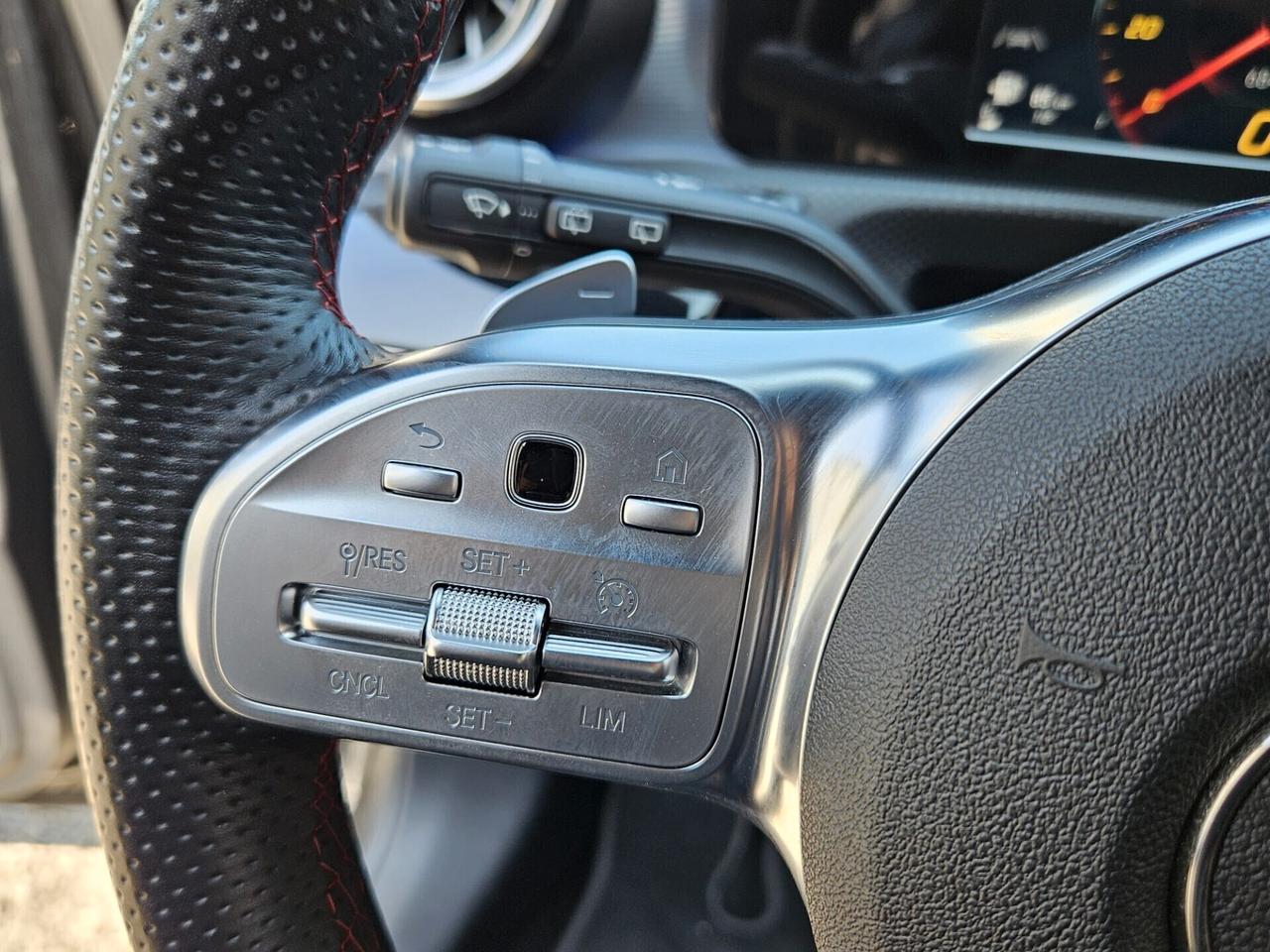Mercedes-benz CLA 220 d Automatic 4Matic Shooting Brake Premium AMG