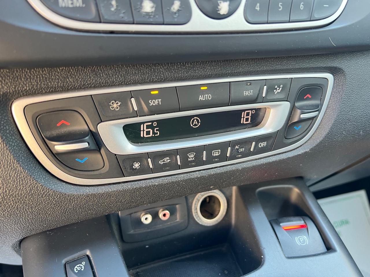 Renault Scenic 1.5 dCi 7 posti 110 CV