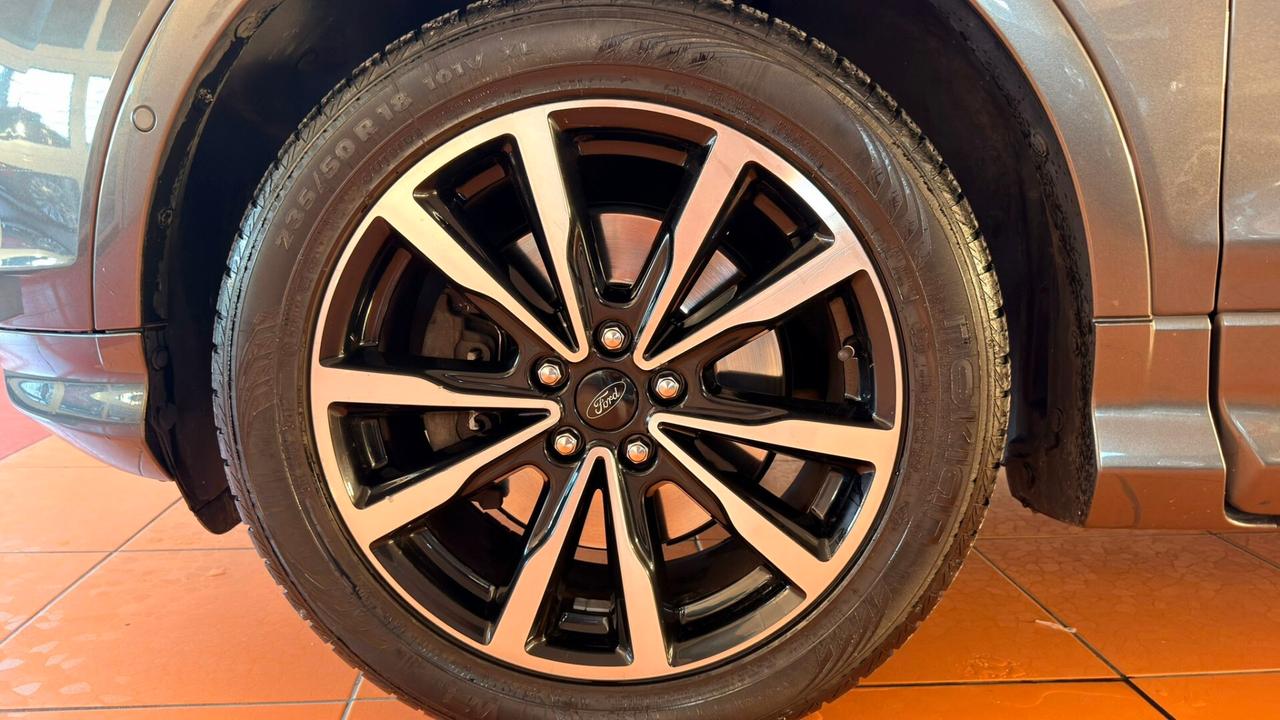 Ford Kuga 1.5 TDCI 120 CV S&S 2WD Powershift ST-Line