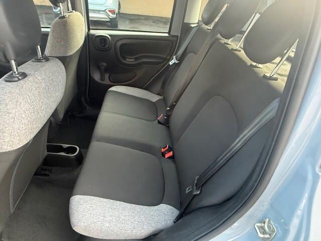 Fiat Panda 1.0 FireFly S&S Hybrid adatta a neopatentati