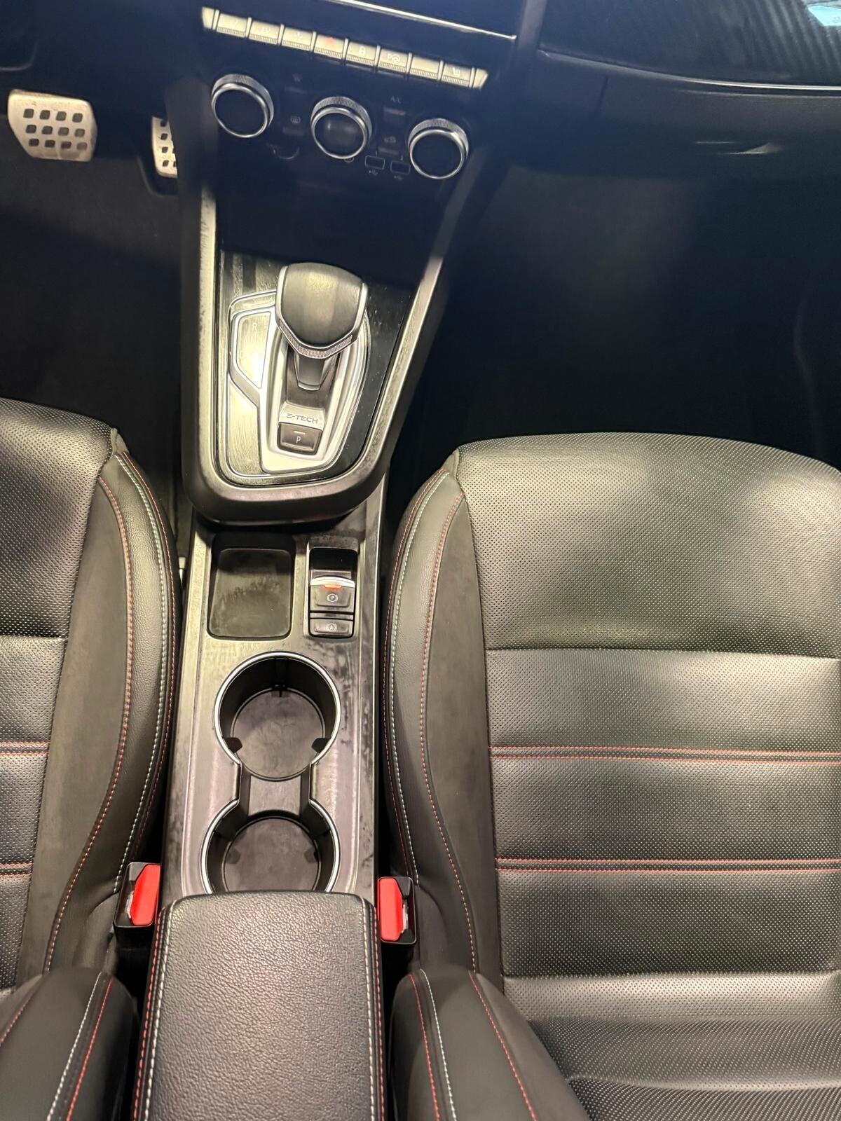 Renault Arkana Hybrid E-Tech 145 CV R.S. Line