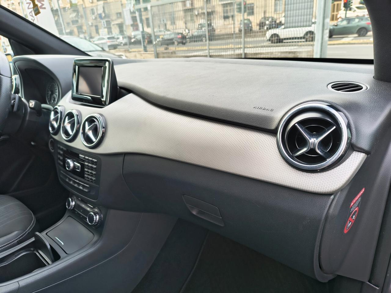 MERCEDES-BENZ CLASSE B 1.5 DIESEL AUTOMATICA PREMIUM 2014