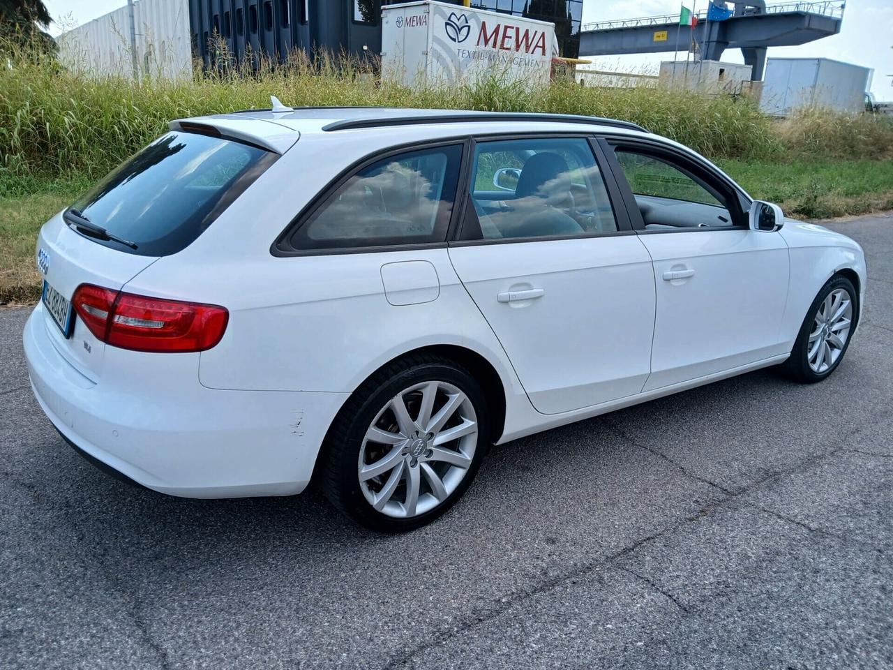 Audi A4 Avant 2.0 TDI 150 CV clean diesel quattro Business