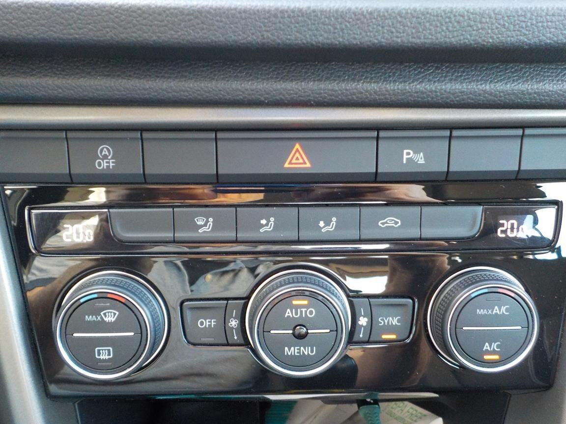 Volkswagen T-Roc 2.0 TDI SCR 150 CV Business BlueMotion Technology