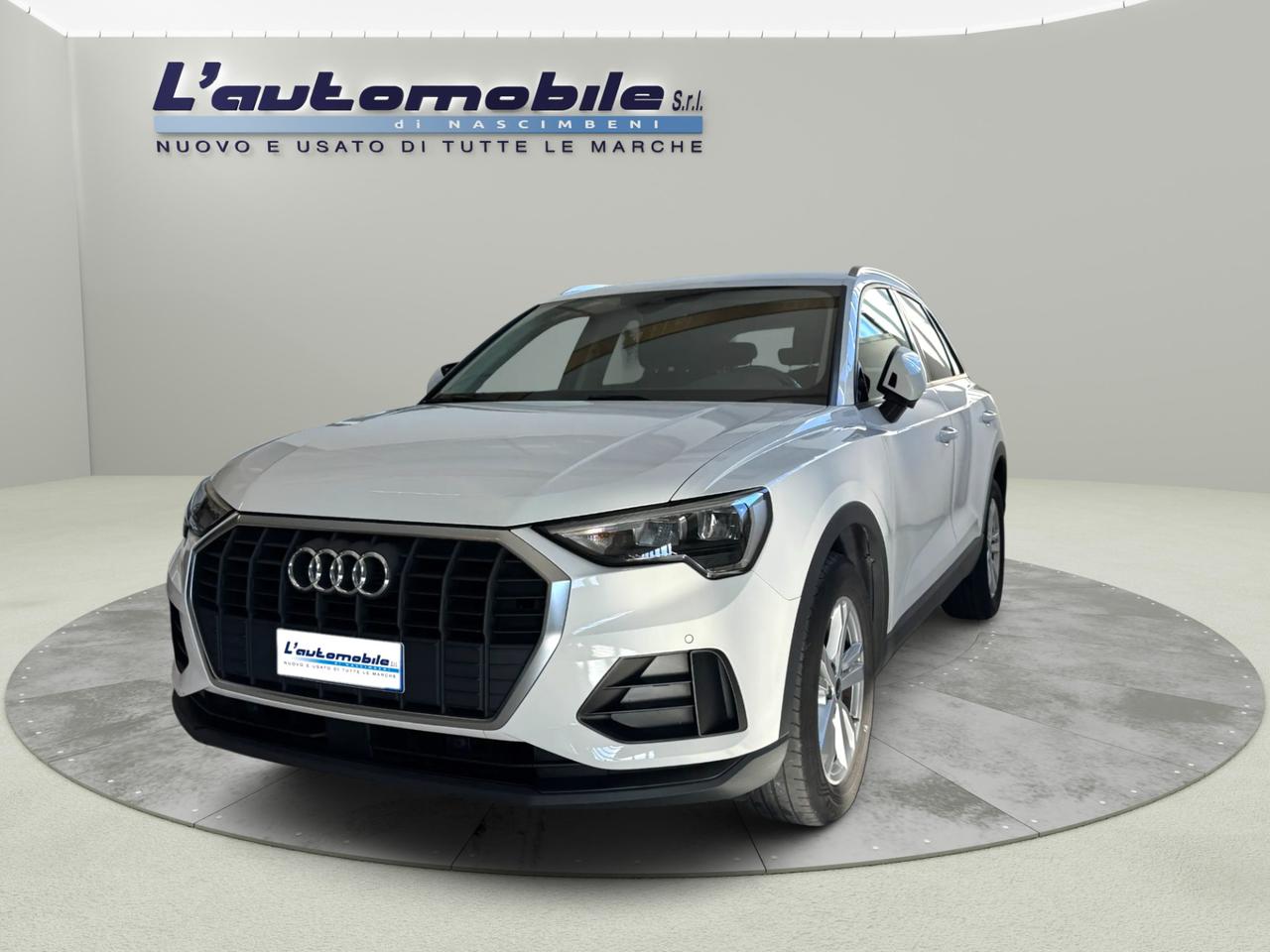 Audi Q3 35 2.0 tdi Business s-tronic