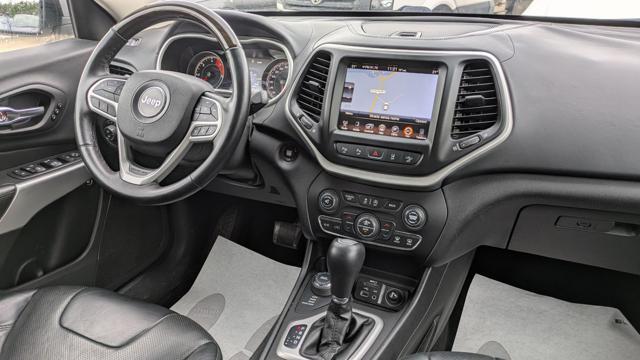 JEEP Cherokee OVERLAND 2.2d 200cv