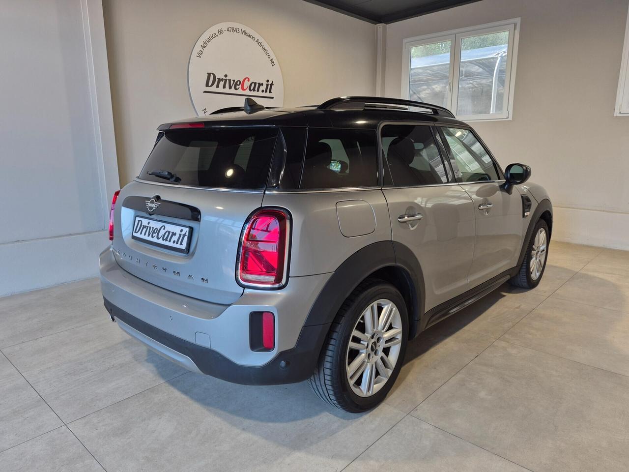 MINI Cooper Countryman PELLE TETTO APRIBILE PANORAMICO LED NAVI APPLE CAR PLAY RETROCAM.