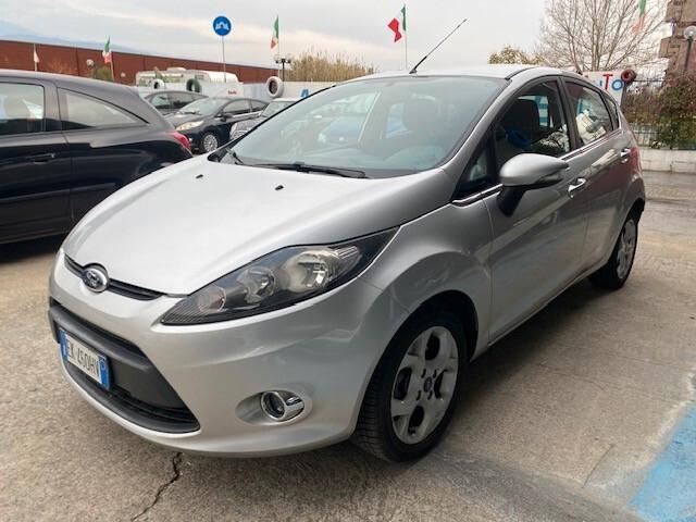Ford Fiesta 1.4 TDCi 5p. Titanium