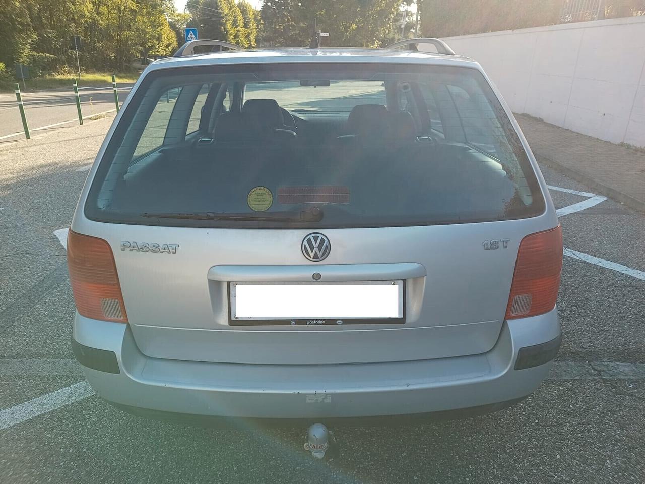 Passat 1.8 T 20v SW GancioTraino 147800Km