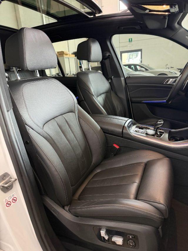BMW X5 M50 d //TETTO//21//FARI LASER//