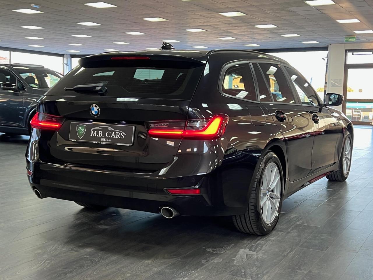 BMW 316 316d Touring mhev 48V auto