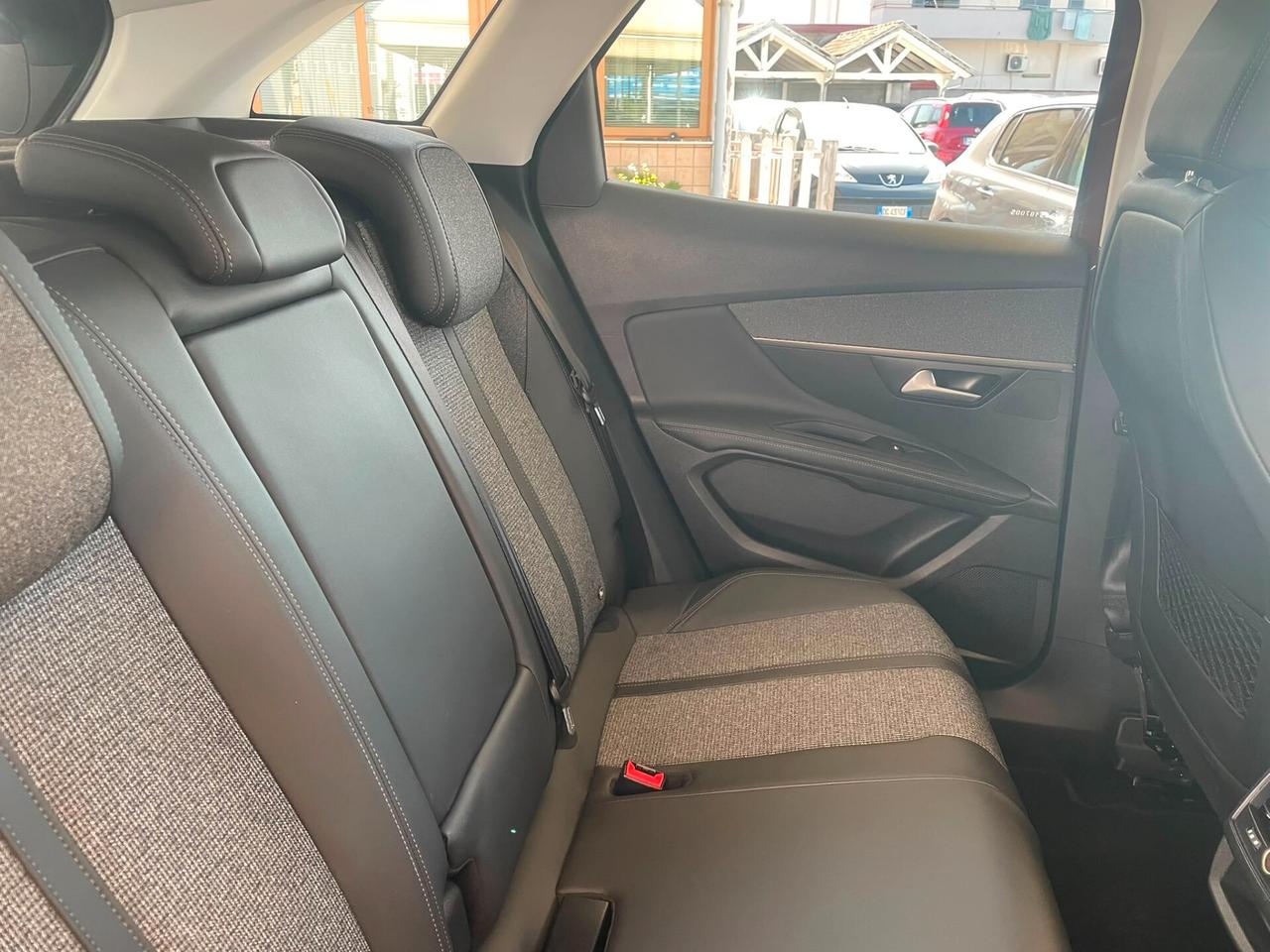 Peugeot 3008 PureTech Turbo 130 S&S Allure