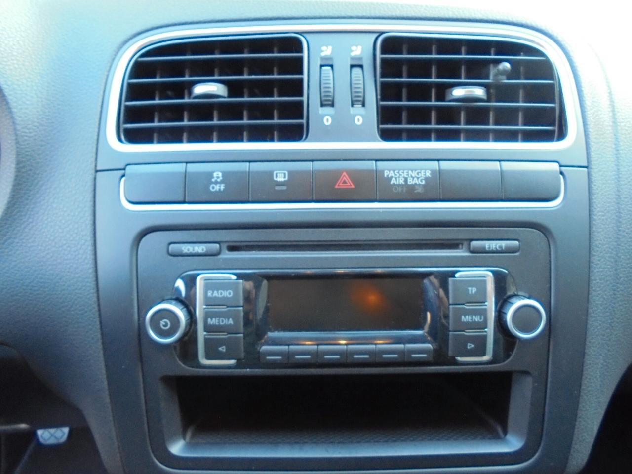 VOLKSWAGEN POLO 1.2 70CV COMFORTLINE 5P UNIPROPRIETARIO