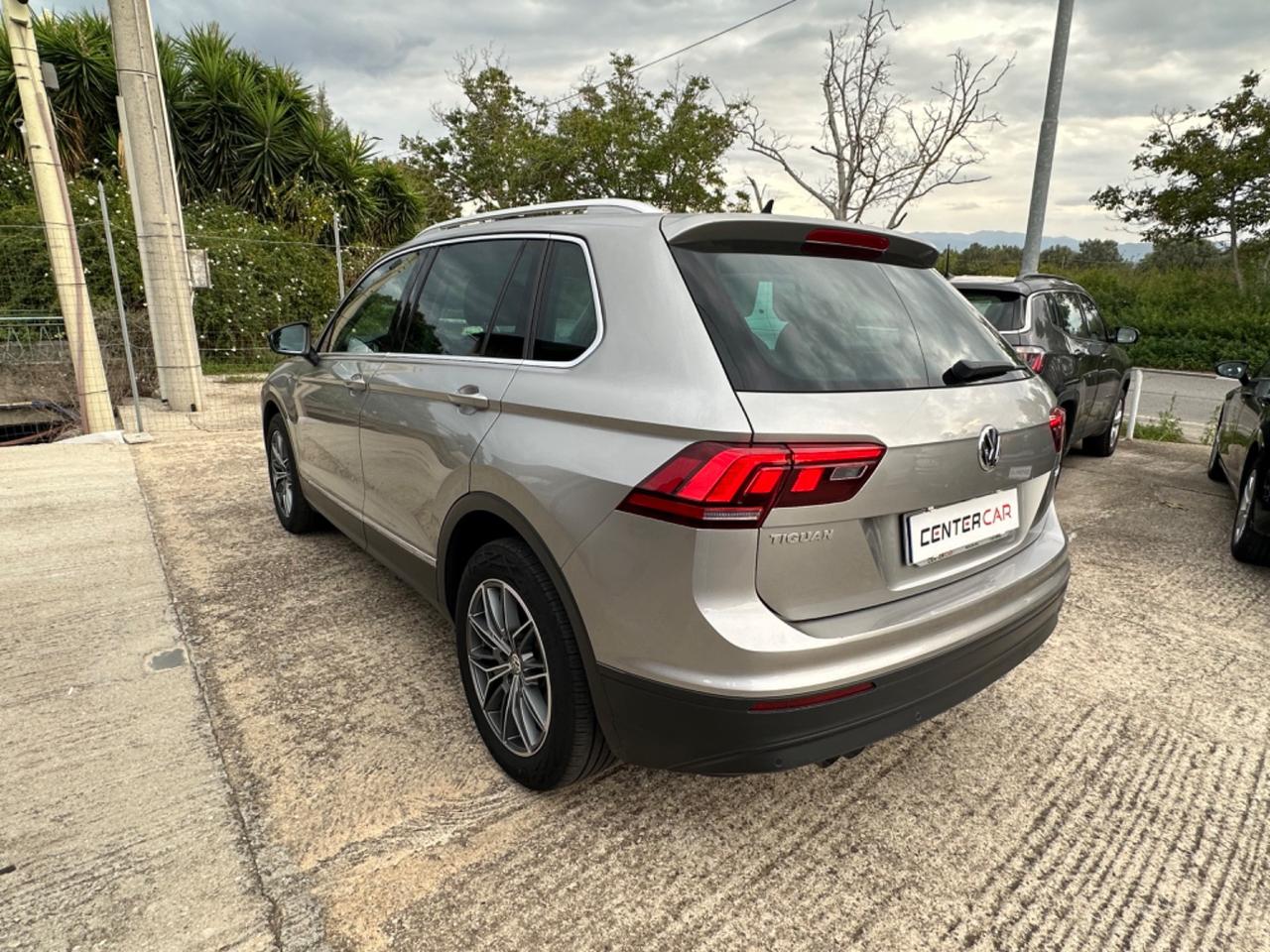 Volkswagen Tiguan 2.0 TDI SCR DSG Business BlueMotion Technology