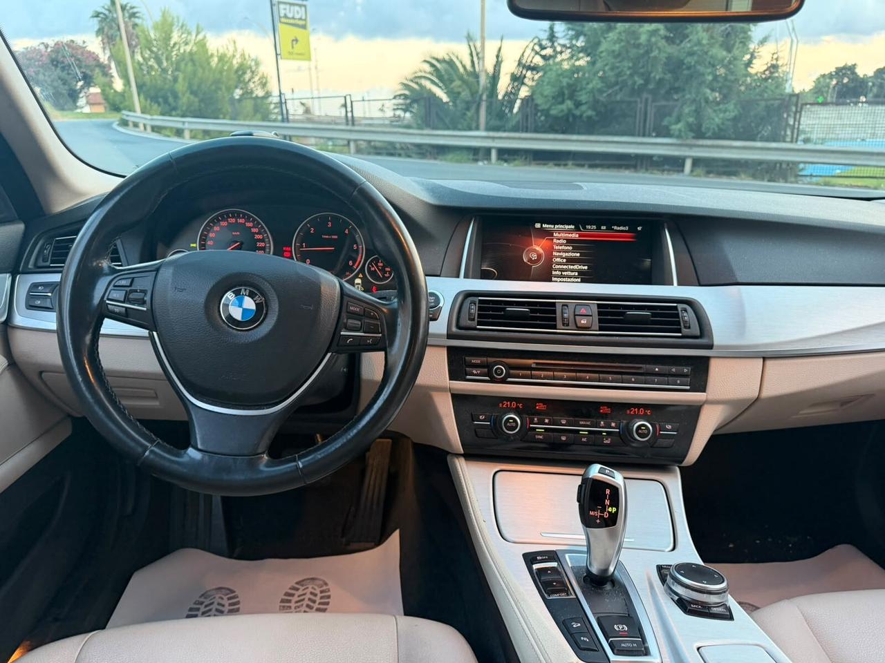 Bmw 520 520d xDrive Touring Luxury