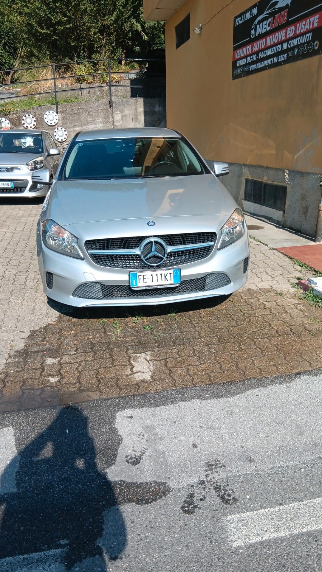 Mercedes-benz A 180 A 180 d Premium