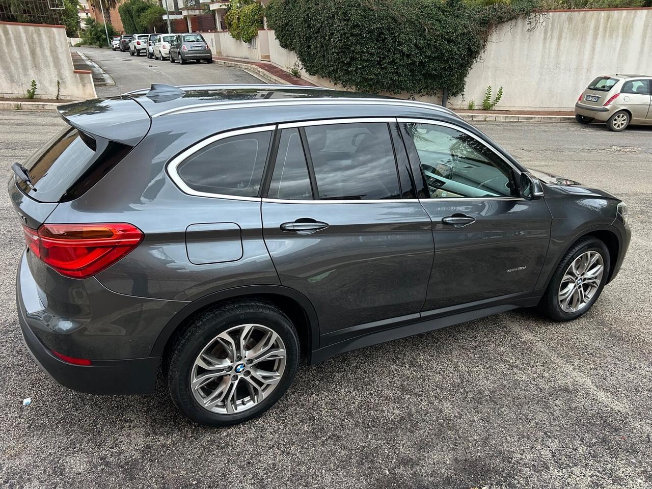 Bmw X1 sDrive18d xLine Strafull !!!