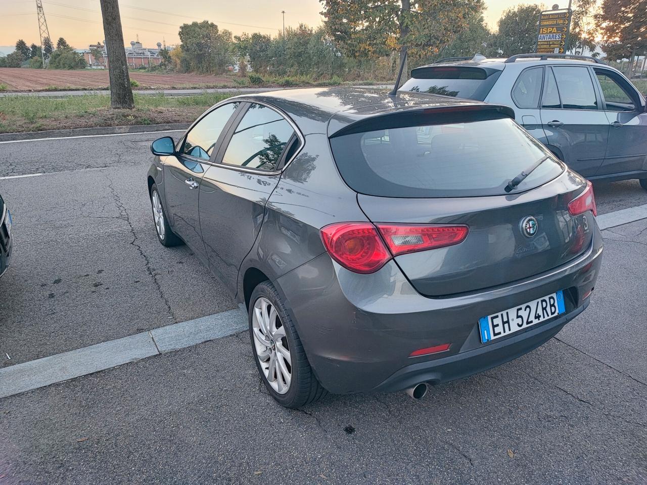 Alfa Romeo Giulietta 1.6 JTDm-2 105 CV Distinctive