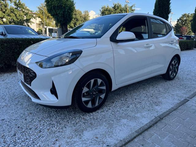 HYUNDAI i10 1.0 MPI Benzina 63hp MT Connectline MY25 - KmZero