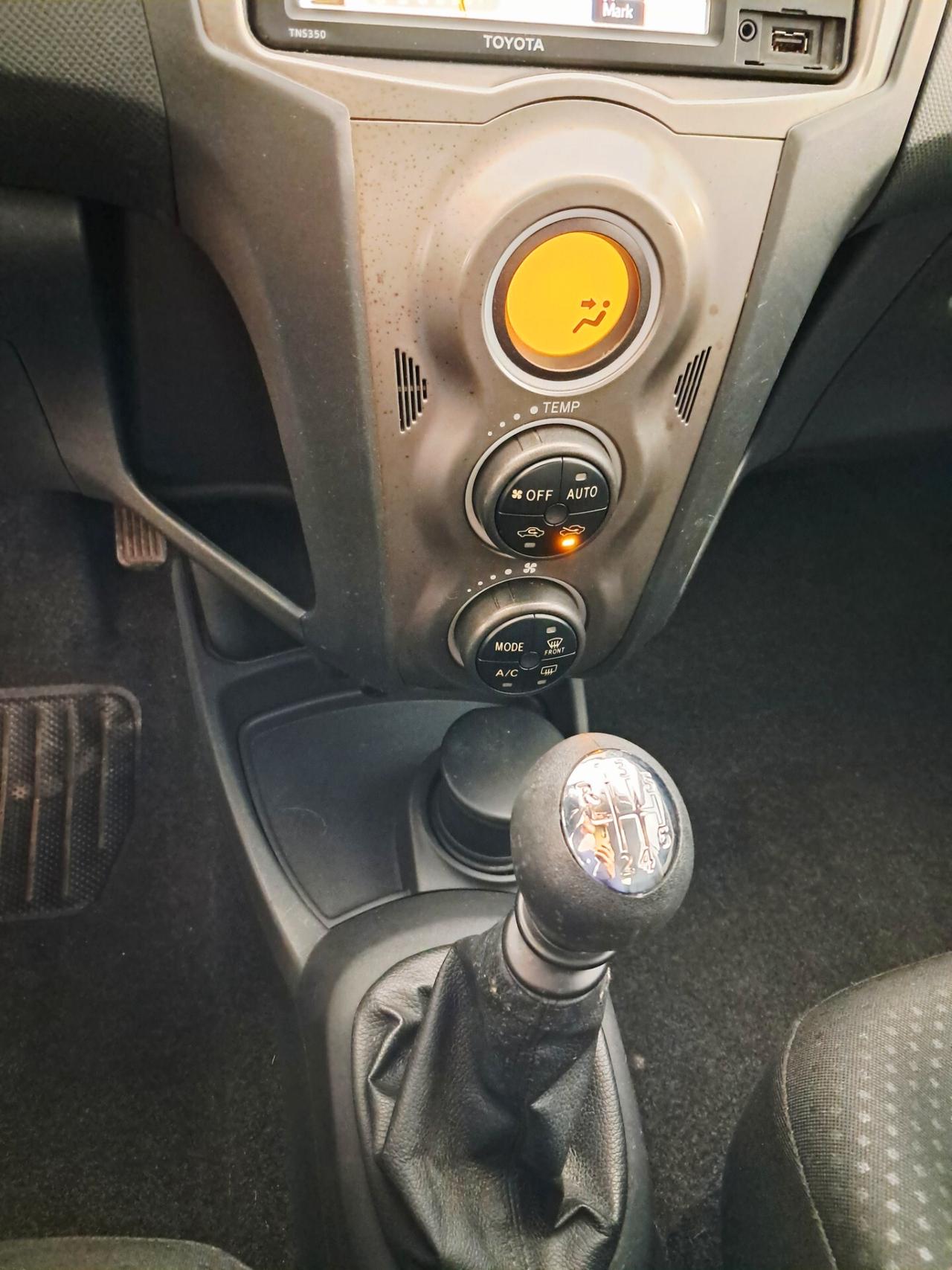 Toyota Yaris 1.3 5 porte