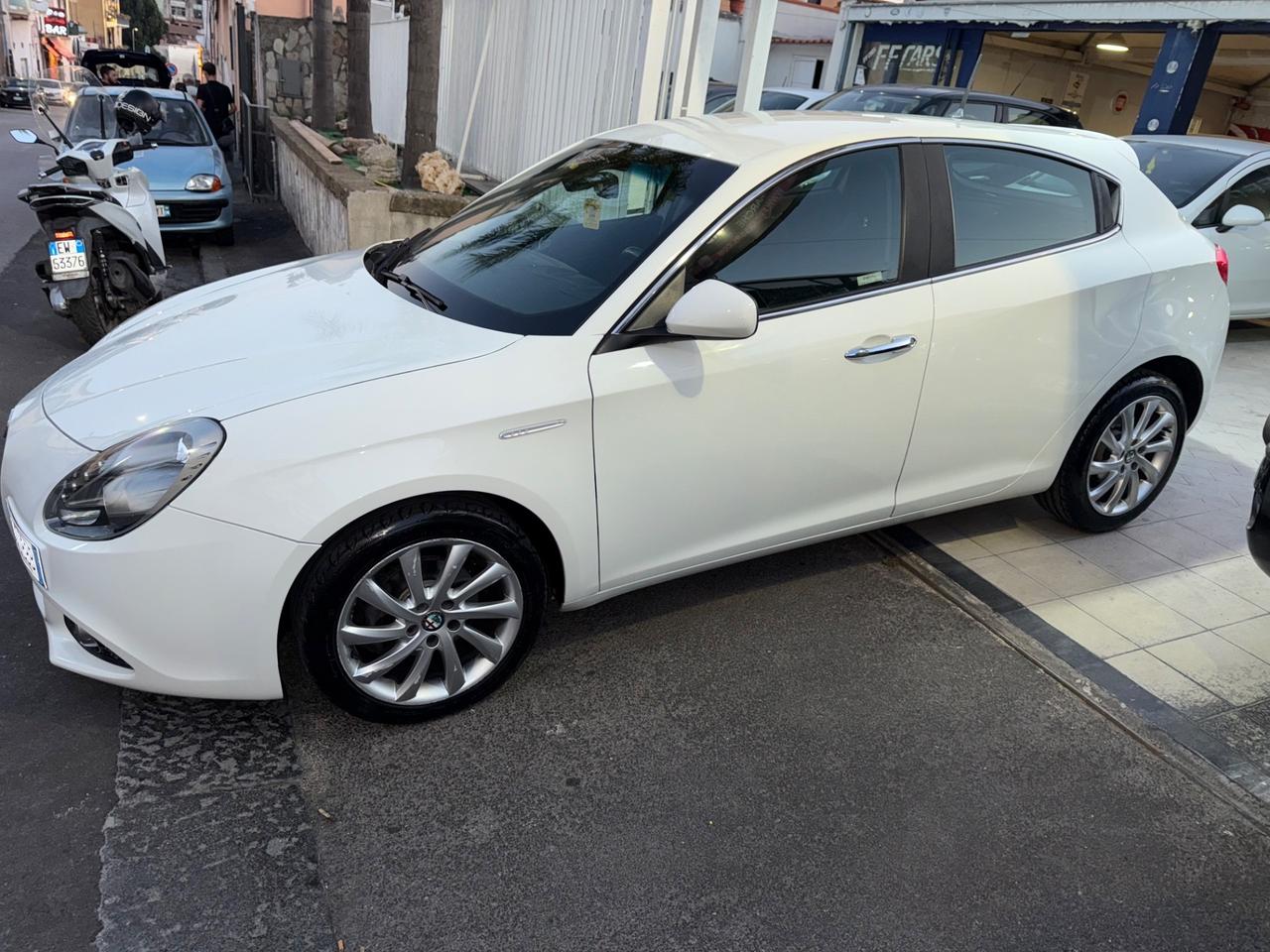 Alfa Romeo Giulietta 1.6 JTDm 120 CV