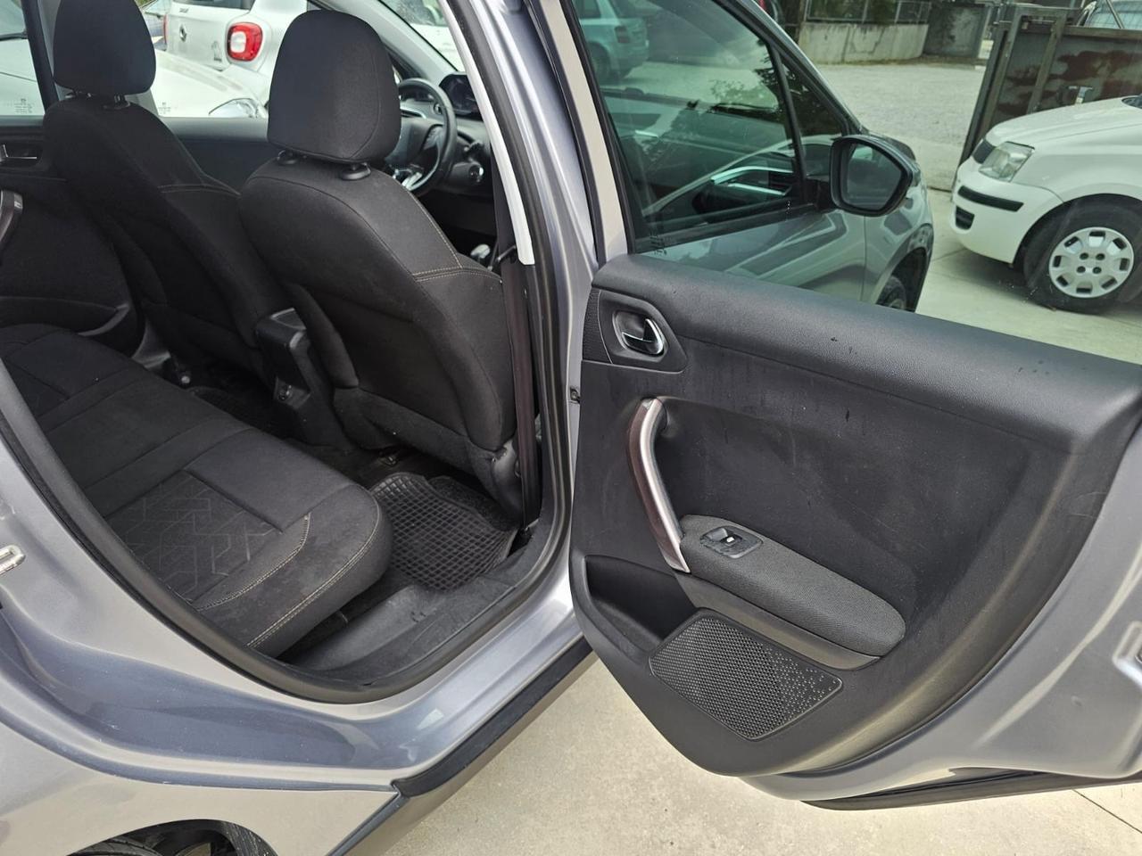 Peugeot 2008 BlueHDi 75 Access