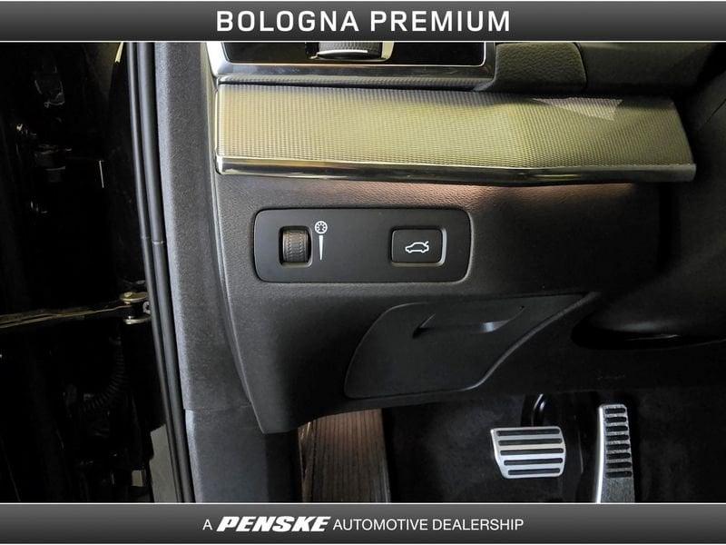 Volvo XC90 B5 (d) AWD Geartronic R-design